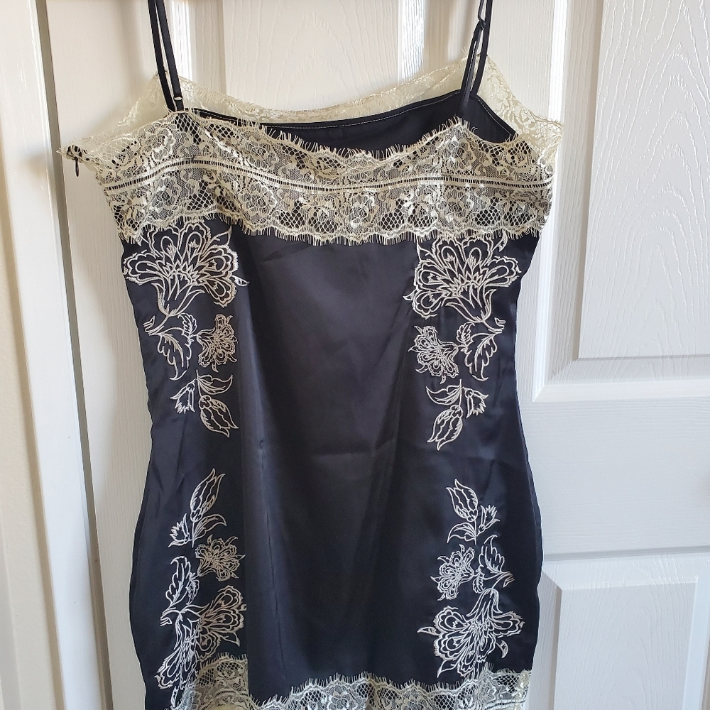 Dolls Kill Widow Black Satin Mini XL - Picture 9 of 12